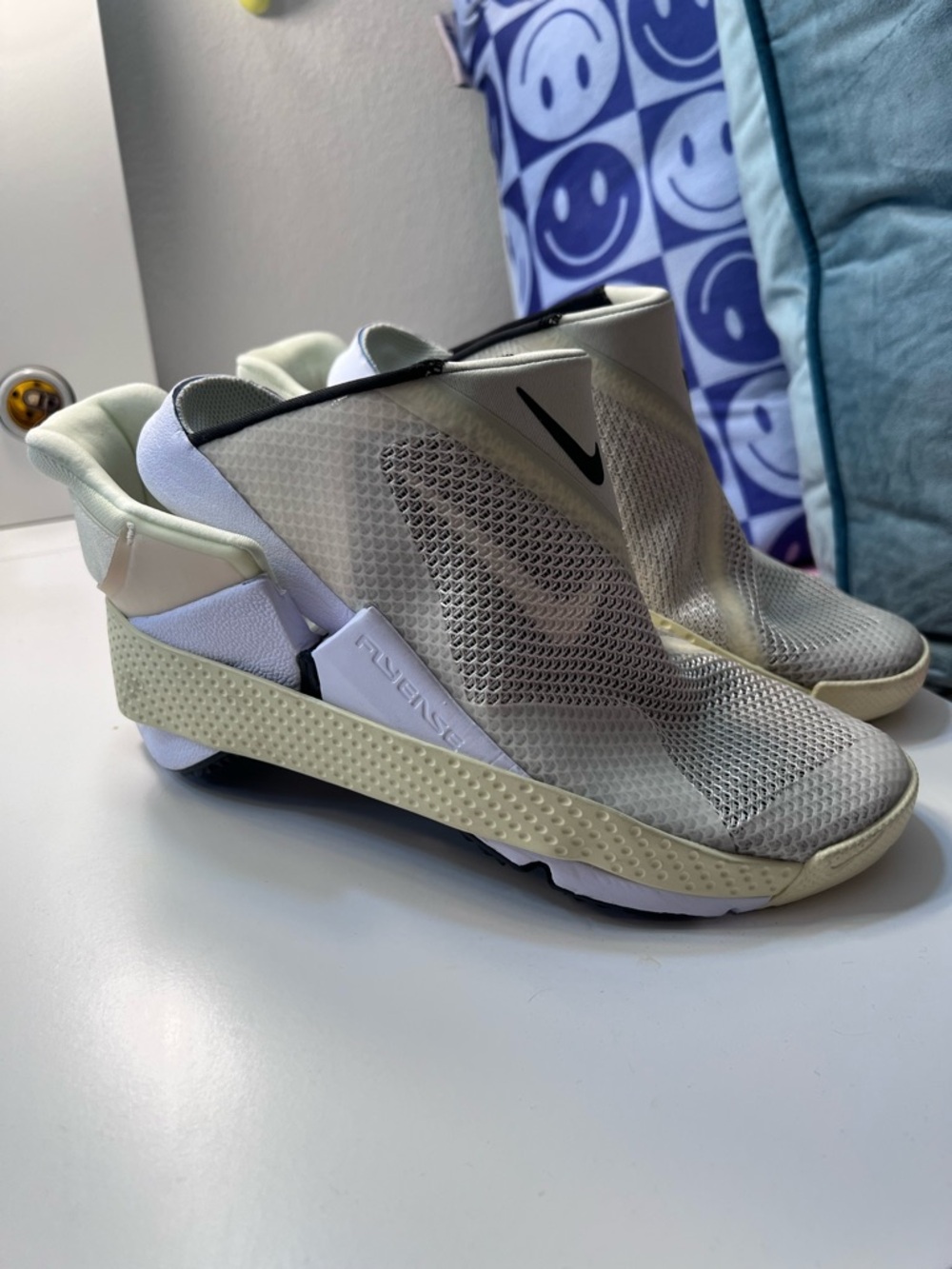 Nike Go FlyEase Alabaster Muslim White Black size 7 - Picture 2 of 10